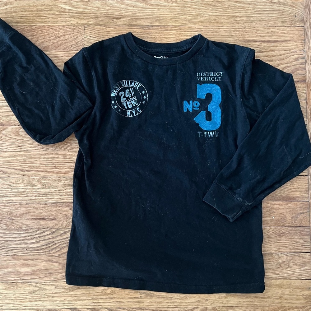 Gap LS tee with embellishment. Boys